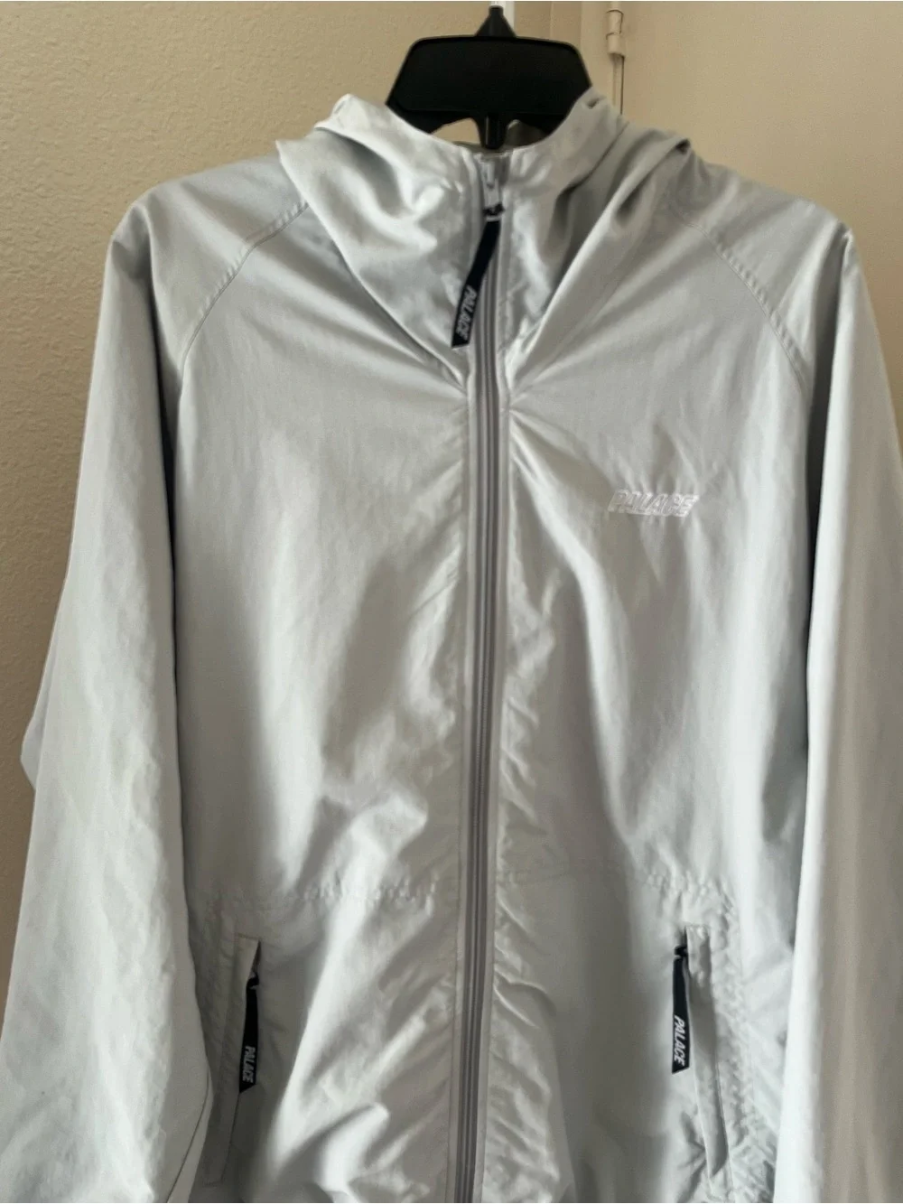 Palace Quick Dry Soft Shell Hooded Windbreaker Jacket Light Grey Size M
